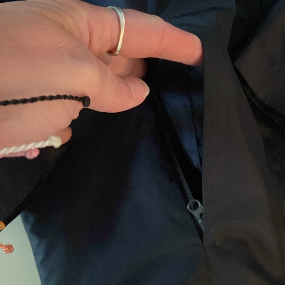 Nike Kids Windbreaker/Sheild - Picture 6 of 14